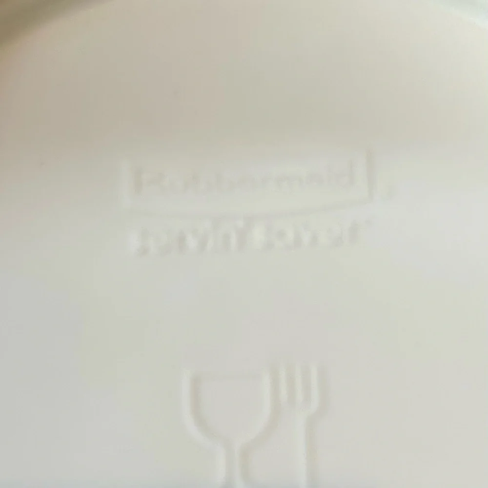 Lot (3) Vintage Rubbermaid Servin Saver 11”H Cereal Keeper #5 Flip Top L…